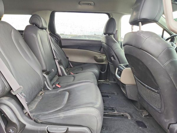 2025 KIA CARNIVAL