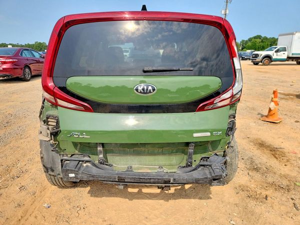 2021 KIA SOUL