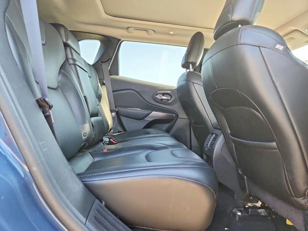 2019 JEEP CHEROKEE LIMITED 4X4