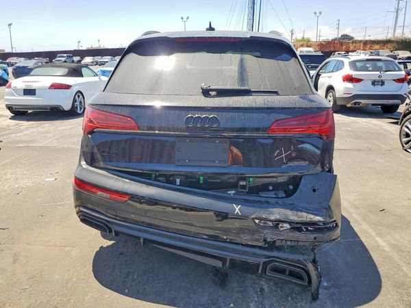 2024 AUDI Q5 E