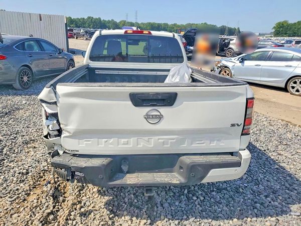 2024 NISSAN FRONTIER