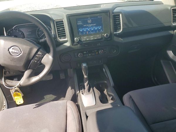 2024 NISSAN FRONTIER