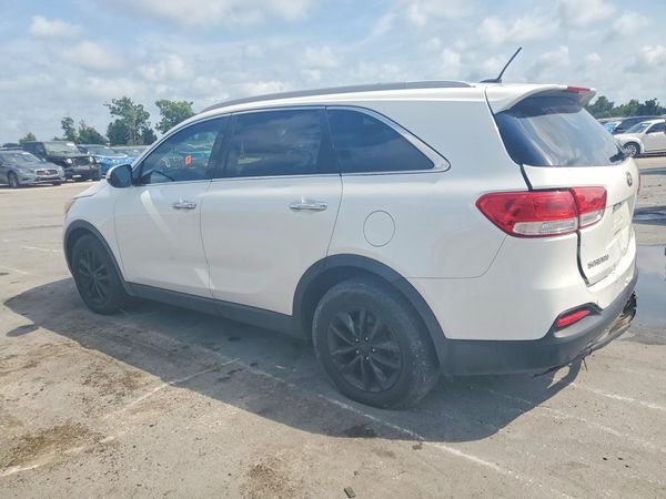 2016 KIA SORENTO L / LX