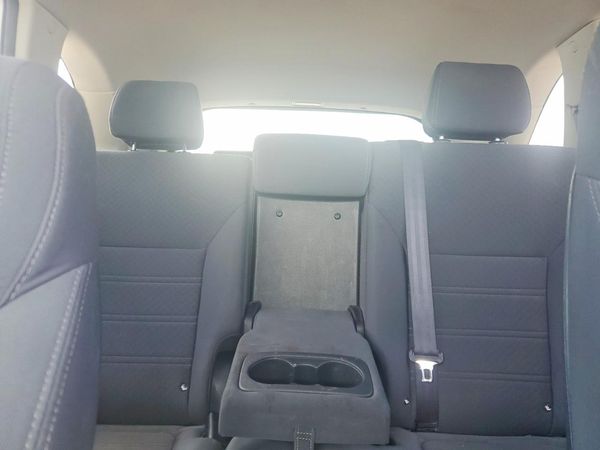 2016 KIA SORENTO L / LX