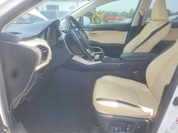 2016 LEXUS NX 200T 200t Luxury