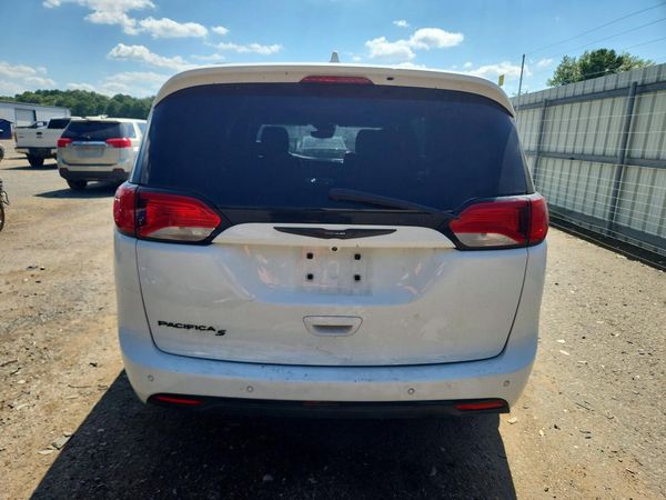 2019 CHRYSLER PACIFICA