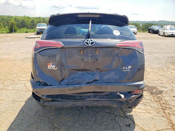 2018 TOYOTA RAV4 Adventure/XLE