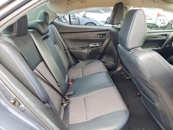 2018 TOYOTA COROLLA