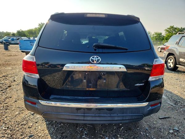 2013 TOYOTA HIGHLANDER Base/Hybrid