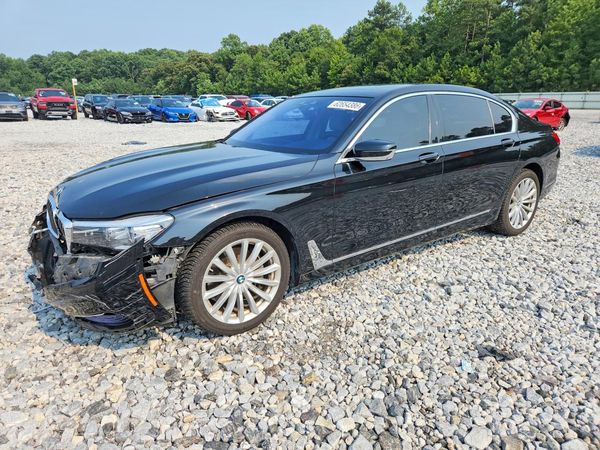 2017 BMW 740