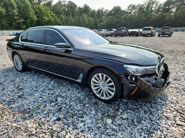 2017 BMW 740