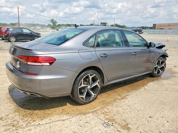 2020 VOLKSWAGEN PASSAT R-Line