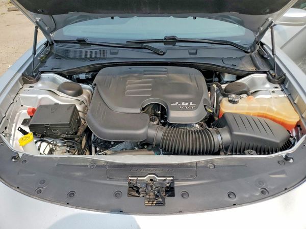 2022 DODGE CHARGER SXT