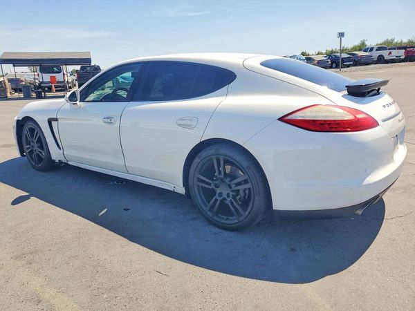 2012 PORSCHE PANAMERA