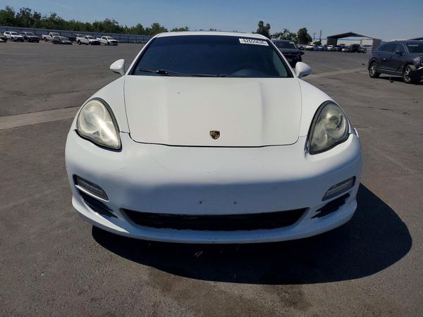 2012 PORSCHE PANAMERA