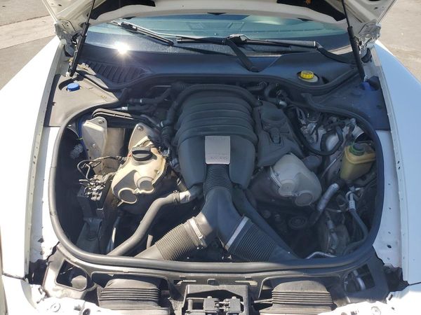 2012 PORSCHE PANAMERA