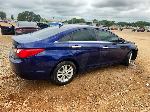 2013 HYUNDAI SONATA GLS/ GLS Popular
