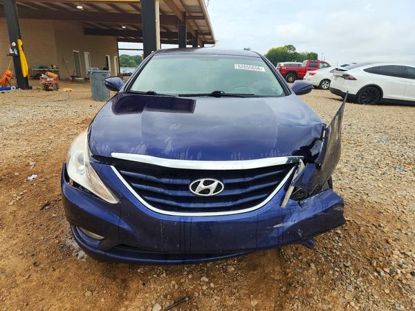 2013 HYUNDAI SONATA GLS/ GLS Popular