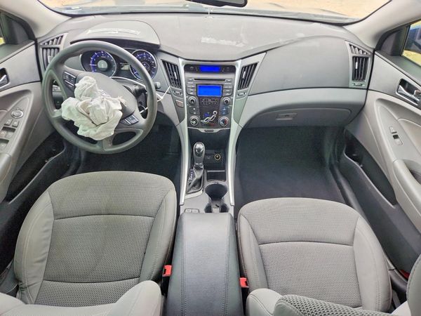 2013 HYUNDAI SONATA GLS/ GLS Popular
