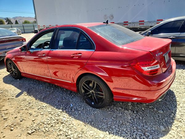 2012 MERCEDES-BENZ C C250