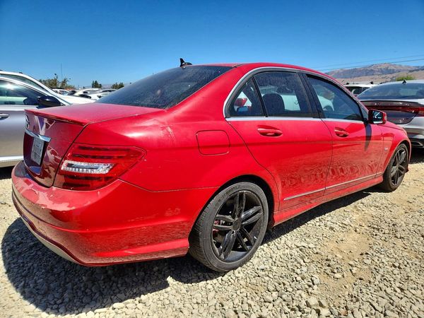 2012 MERCEDES-BENZ C C250