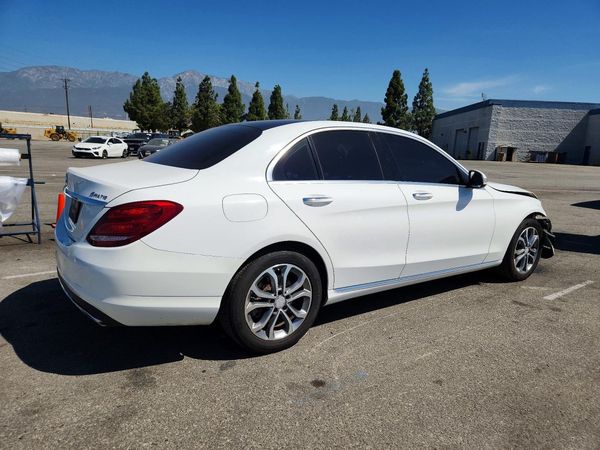 2015 MERCEDES-BENZ C 4-MATIC