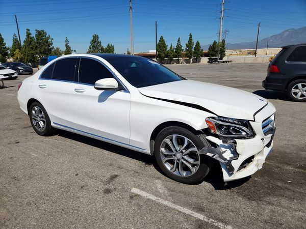 2015 MERCEDES-BENZ C 4-MATIC