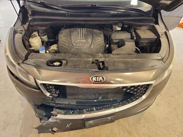 2015 KIA SEDONA GLS - Middle level