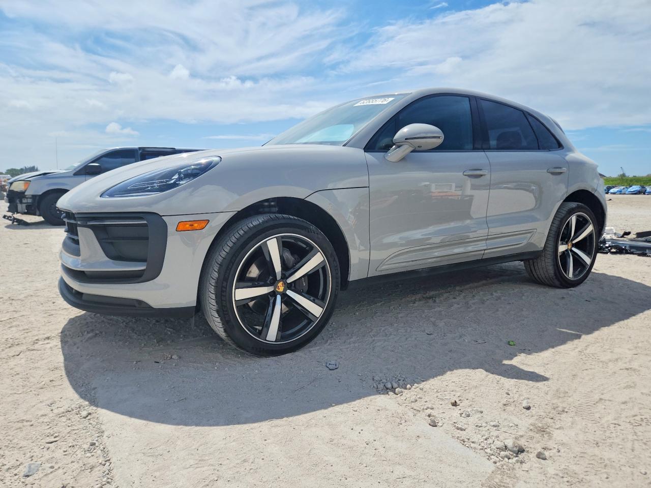 2023 PORSCHE MACAN Macan / Macan T