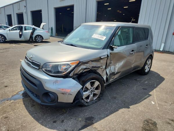 2019 KIA SOUL Base