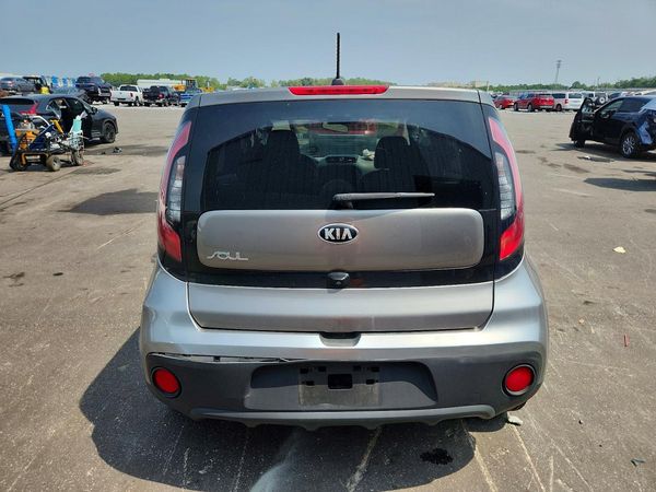 2019 KIA SOUL Base