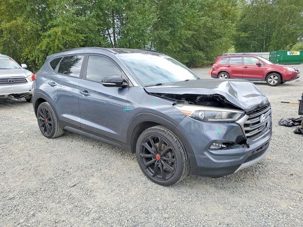 2017 HYUNDAI TUCSON
