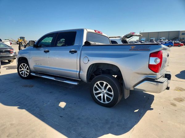 2018 TOYOTA TUNDRA SR5