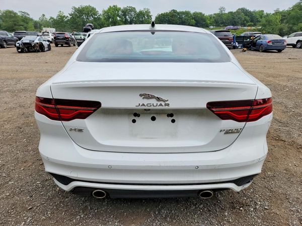 2020 JAGUAR XE R-Dynamic S