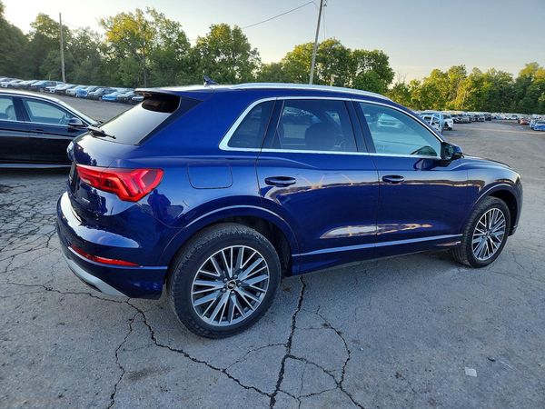 2021 AUDI Q3 quattro Premium Plus