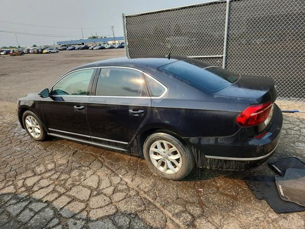 2017 VOLKSWAGEN PASSAT S