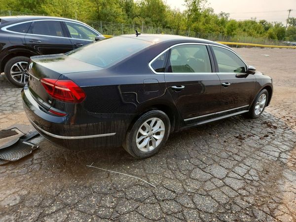 2017 VOLKSWAGEN PASSAT S