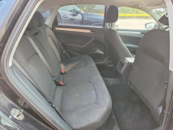 2017 VOLKSWAGEN PASSAT S