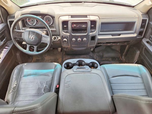 2013 RAM 1500 ST QUAD CAB 4X2