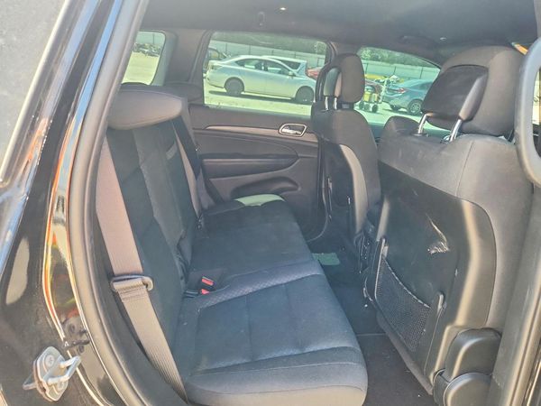 2019 JEEP GRAND CHEROKEE LAREDO 4X4