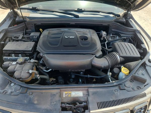 2019 JEEP GRAND CHEROKEE LAREDO 4X4