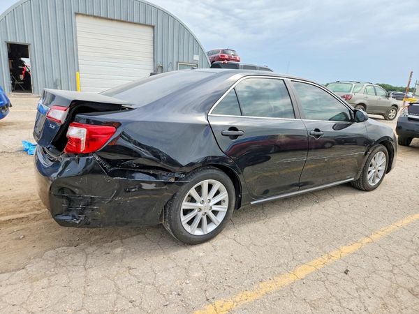 2013 TOYOTA CAMRY