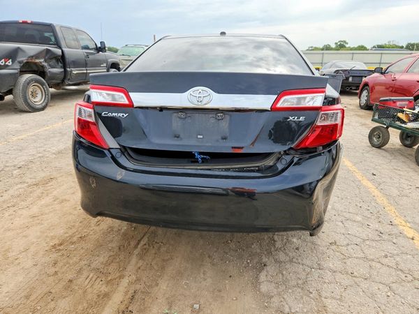 2013 TOYOTA CAMRY