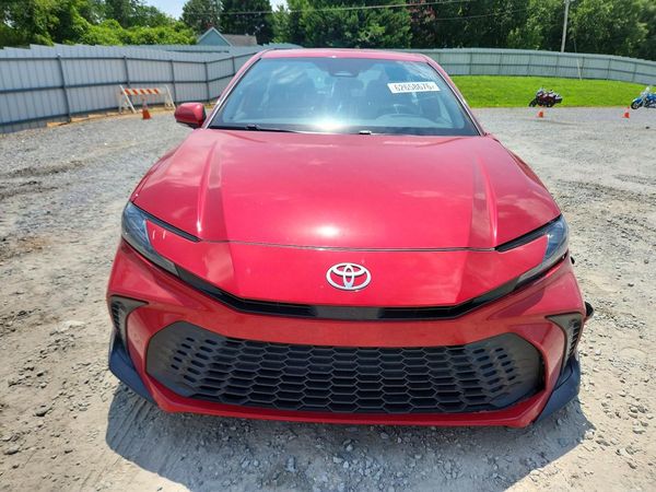 2025 TOYOTA CAMRY