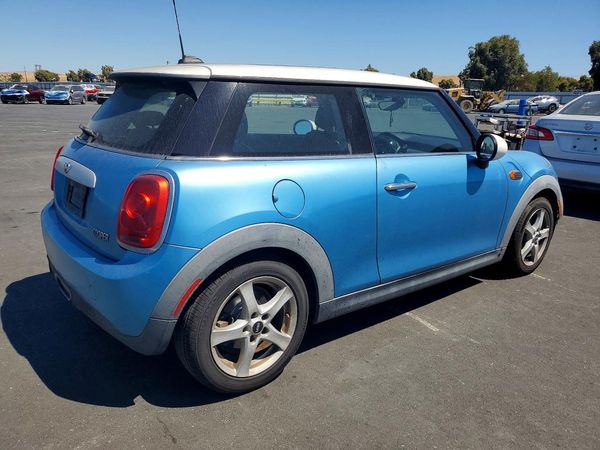 2015 MINI COOPER