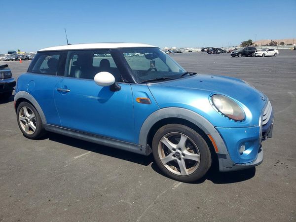 2015 MINI COOPER
