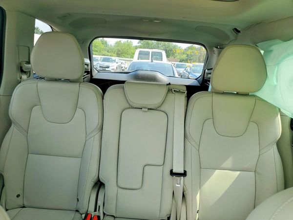 2026 VOLVO XC90 Ultra Bright