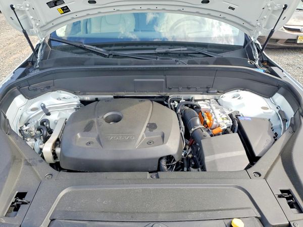 2026 VOLVO XC90 Ultra Bright