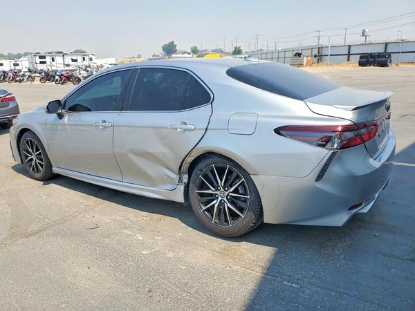 2022 TOYOTA CAMRY SE