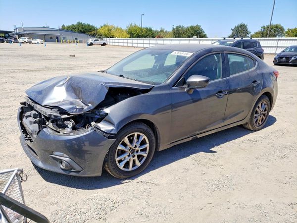2015 MAZDA 3 Touring/GS